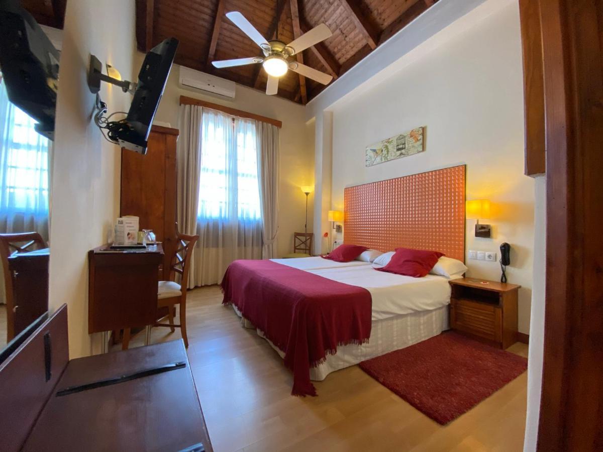 Gara Hotel Гарачико Екстериор снимка