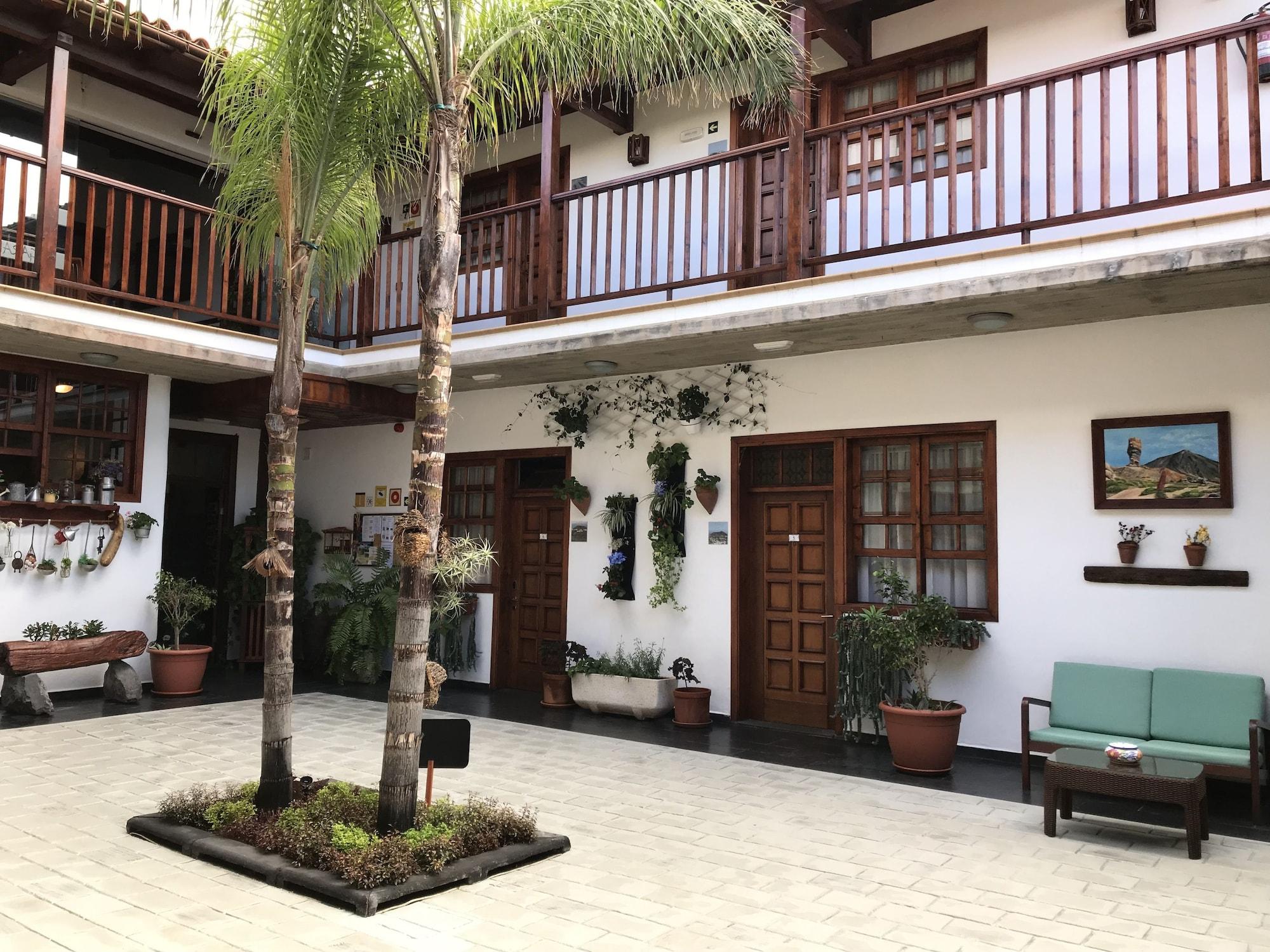 Gara Hotel Гарачико Екстериор снимка