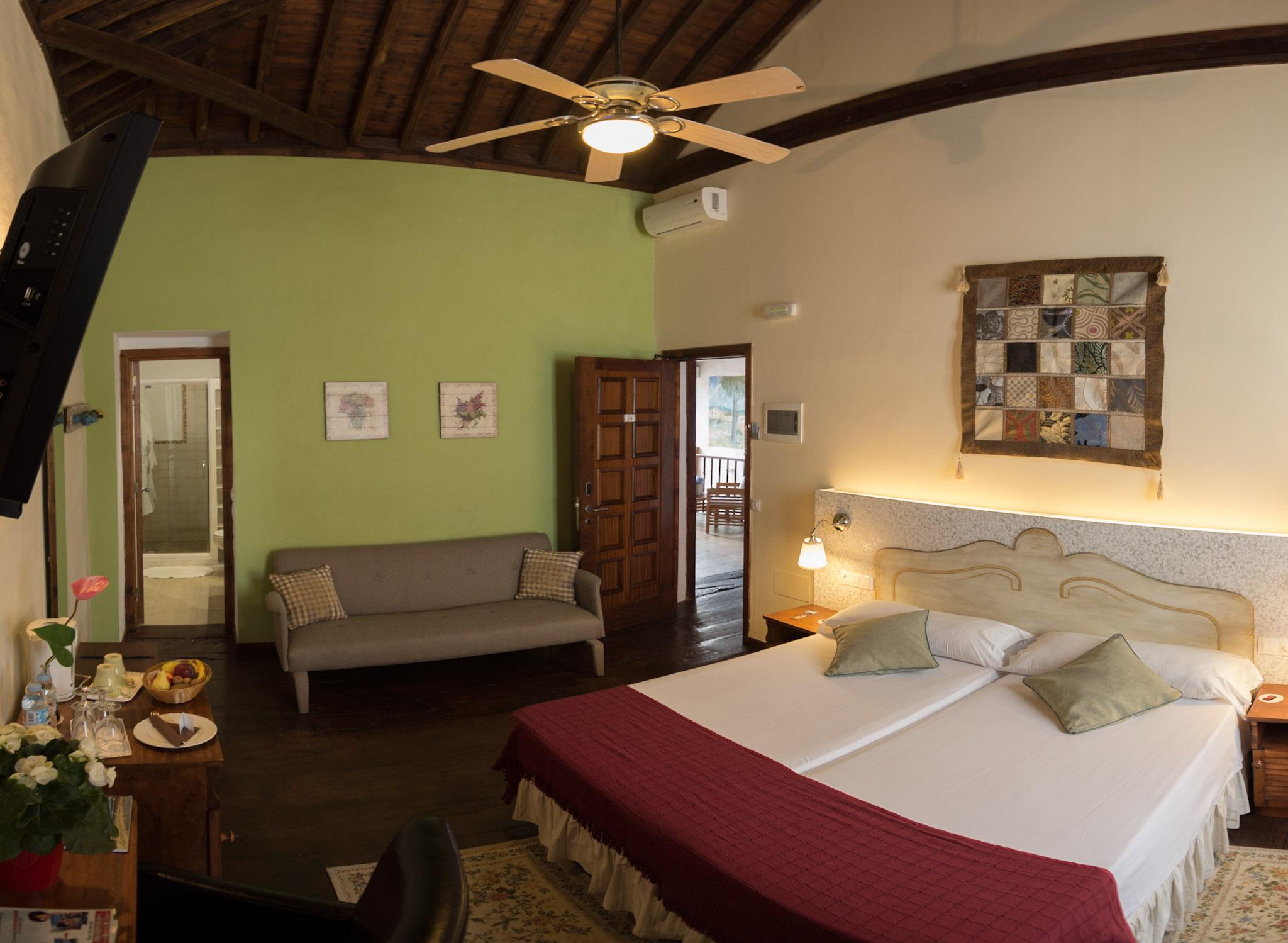 Gara Hotel Гарачико Екстериор снимка