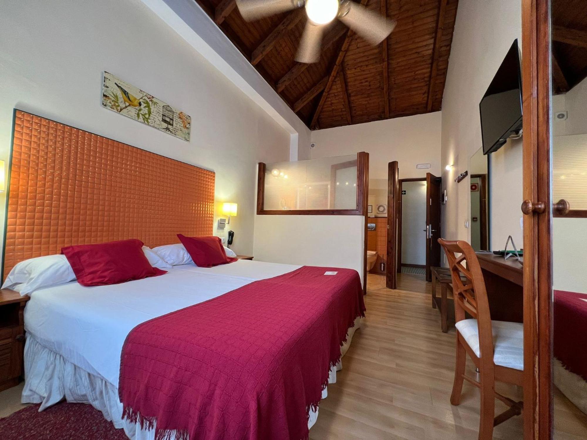 Gara Hotel Гарачико Екстериор снимка